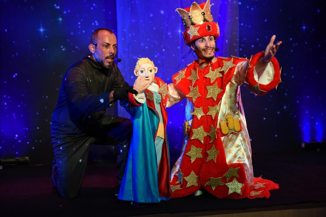 Sucesso de público: 3ª temporada de “O Pequeno Príncipe” chega ao Teatro do Clubinho