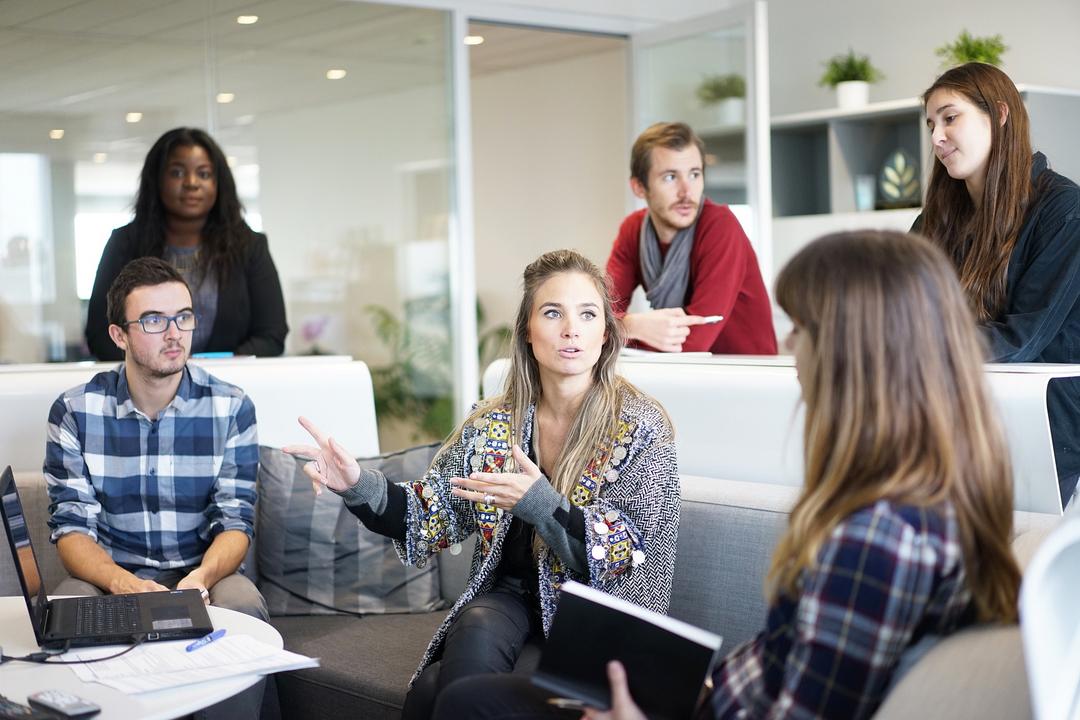 Cinco dicas para melhorar o ambiente de trabalho