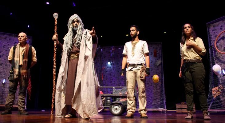 Cia de Teatro Parafernália chega a Araucária (PR) com a peça “Água à vista”