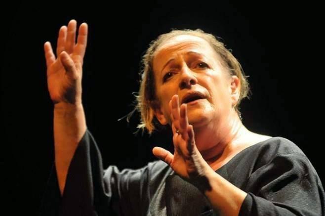 Teatro Novelas Curitibanas - Claudete Pereira Jorge recebe espetáculos, pocket shows, instalações e performances durante todo o mês de outubro