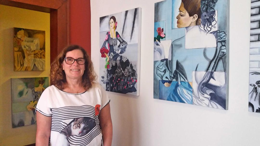 Artista Bia Ferreira, inaugura exposição na Kaiut Yoga