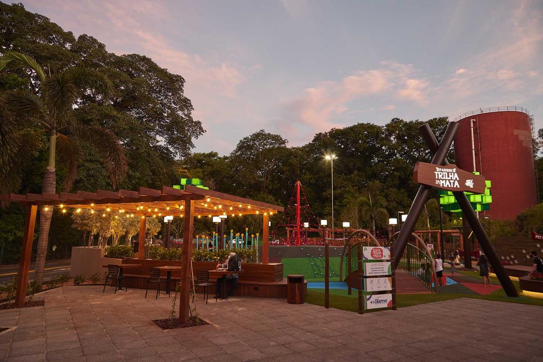 Catuaí Maringá inaugura parques fixos e gratuitos para crianças e pets