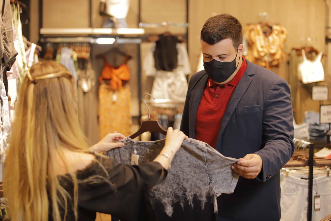 Vendas online dobram e shopping oferece serviços gratuitos para comprar sem sair de casa