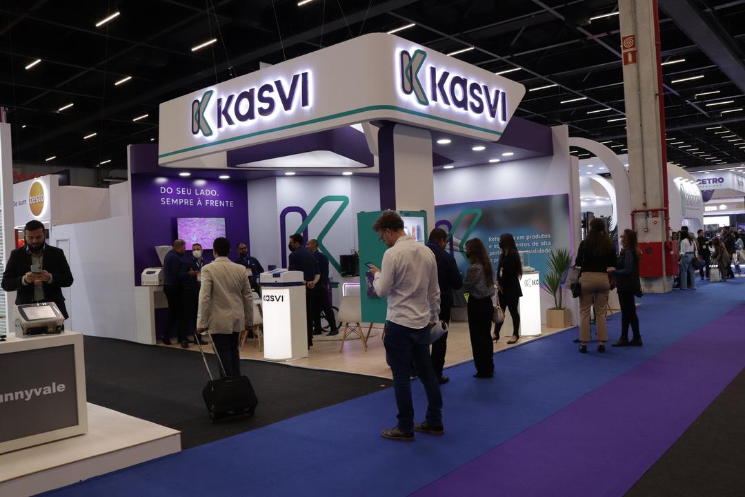 Kasvi apresenta seus equipamentos industriais na principal feira da indústria farmacêutica na América Latina