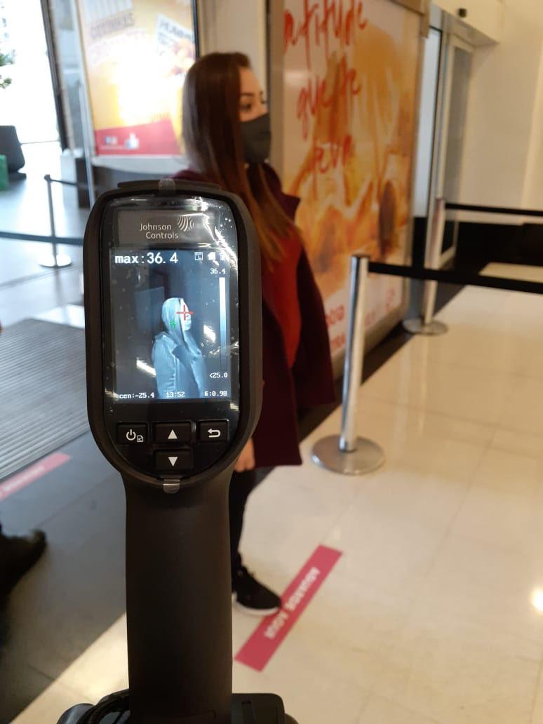 Shoppings de Curitiba utilizam câmeras com sensor infravermelho para detectar pessoas com febre