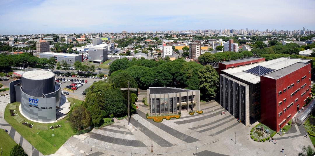 PUCPR é única Universidade privada do Paraná entre as melhores da América Latina