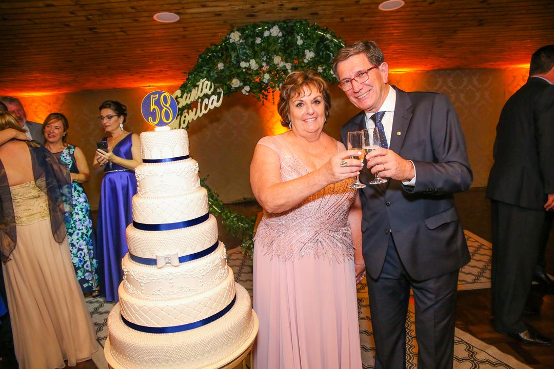 Santa Mônica Clube de Campo celebrou seus 58 anos com uma elegante festa